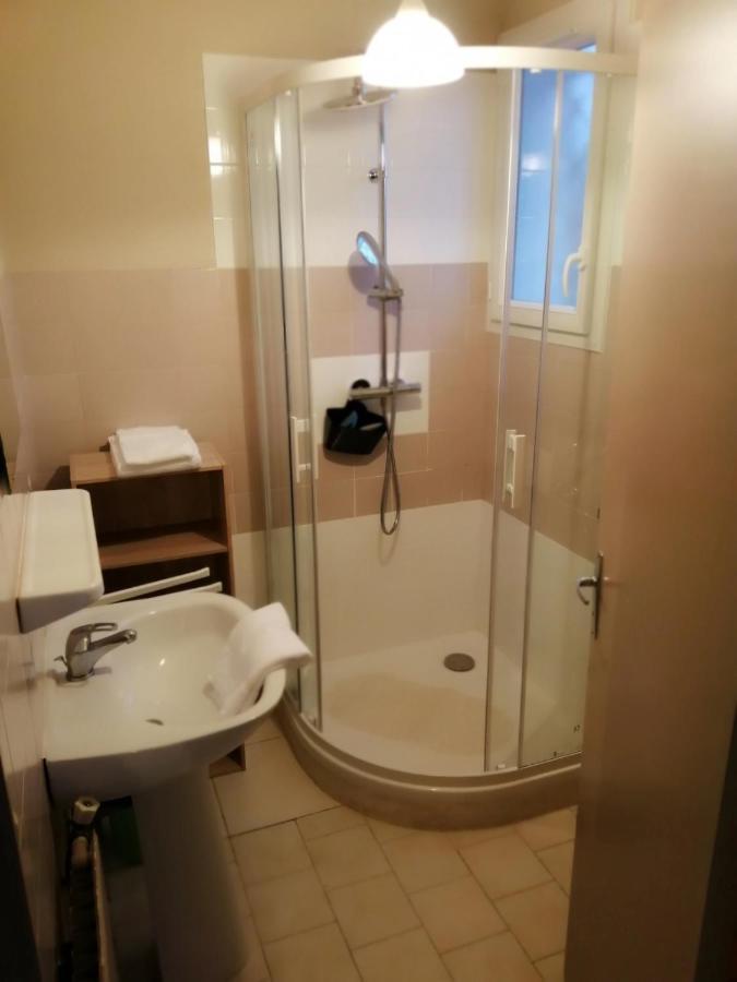 Residence Les Plus Pres Jonzac Eksteriør billede